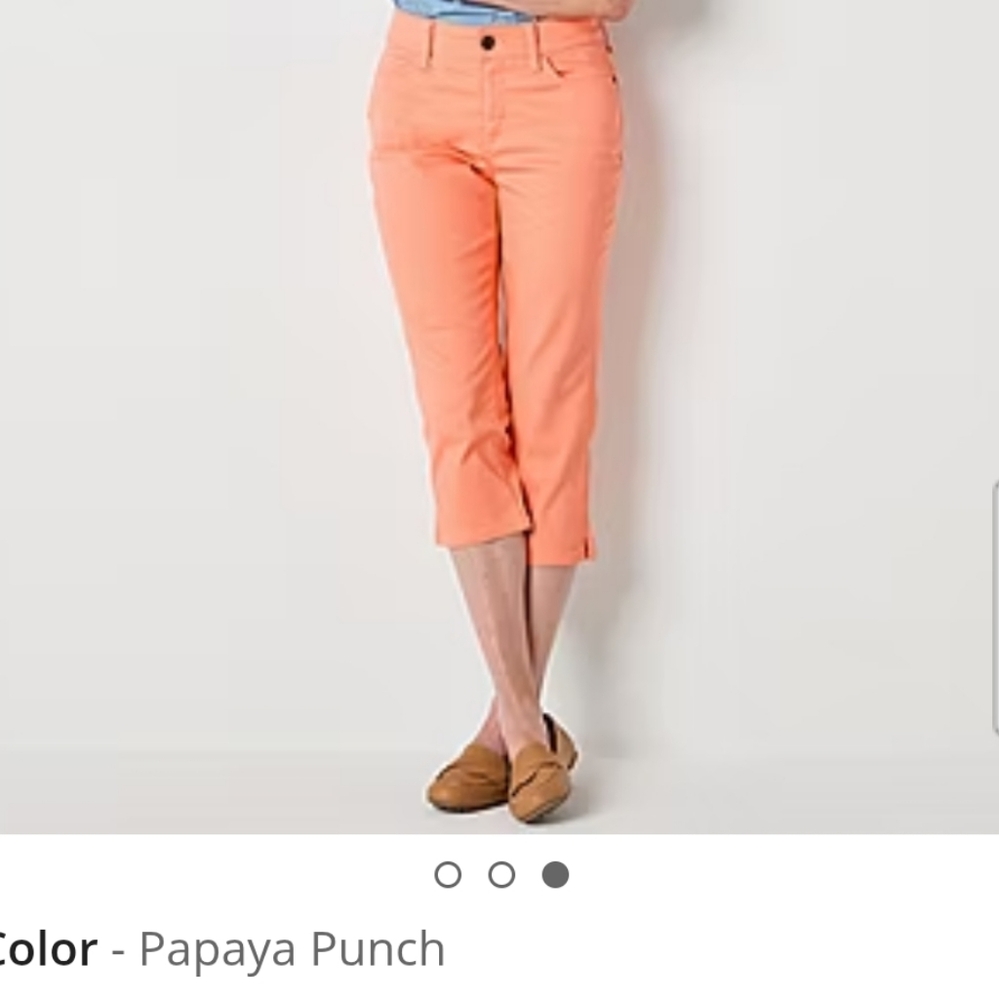 St. John's Bay Capris